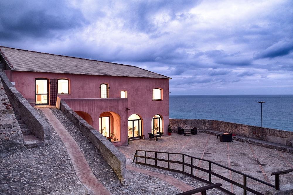 Locanda La Fortezza Finale Ligure Kültér fotó